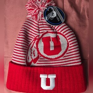 Utah Utes Top of the World Red and‎ White Striped Beanie